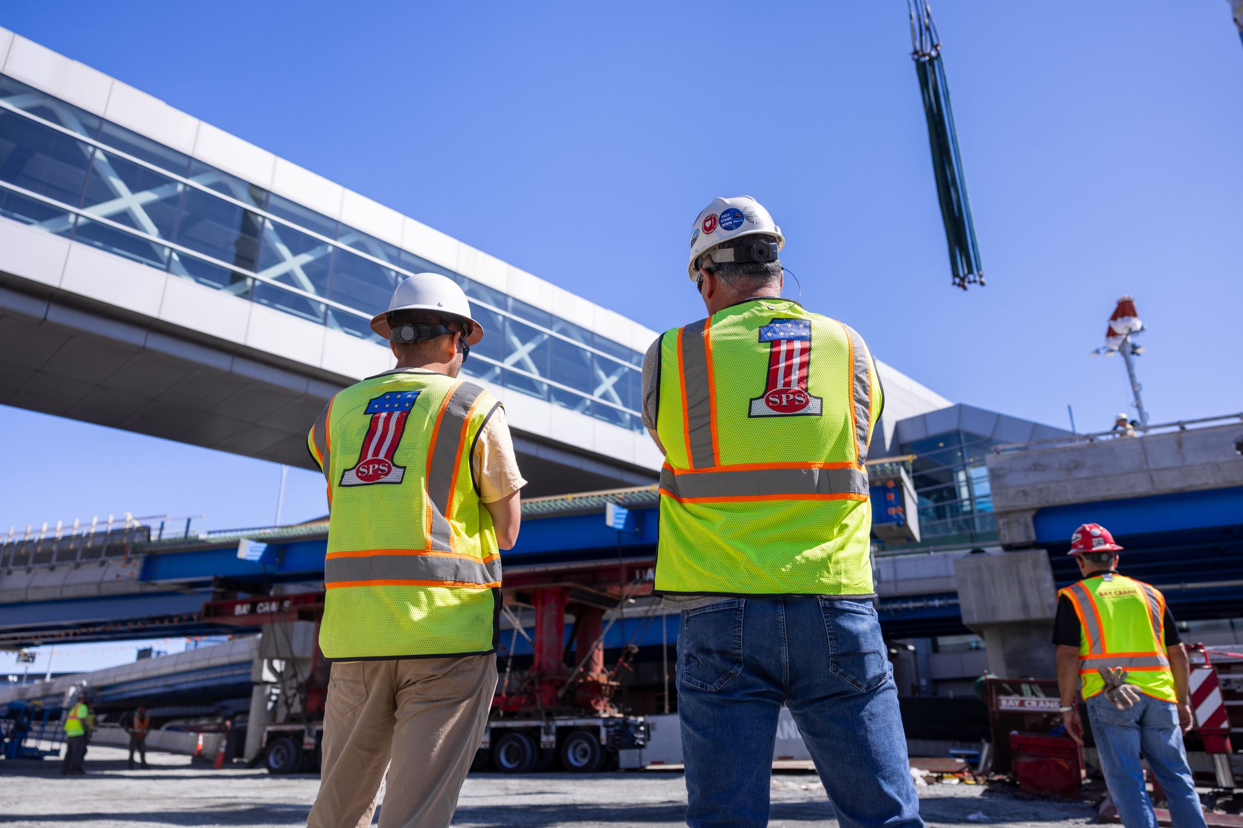 SPS-Bond Logan Airport Terminal B-C Roadways Project Wins ENR New England’s 2024 Airport/Transit Project Award of Merit